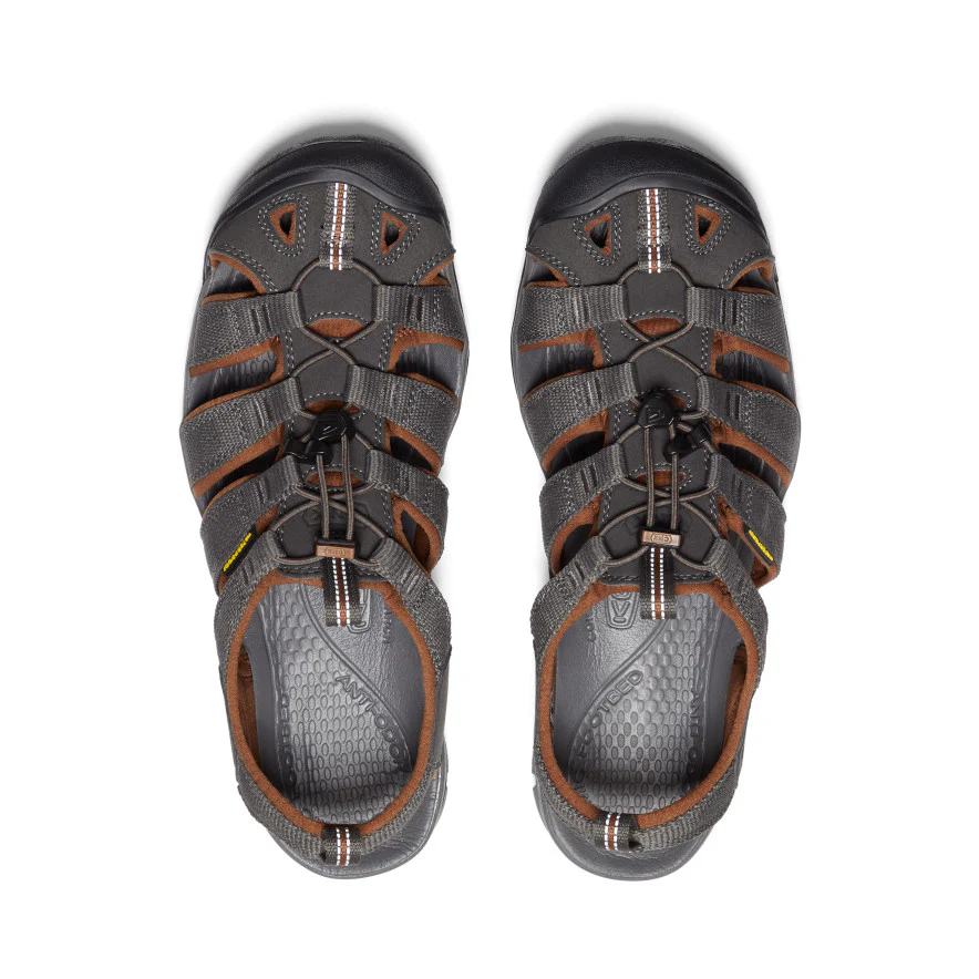 Men's Clearwater CNX Sandal - Image 4